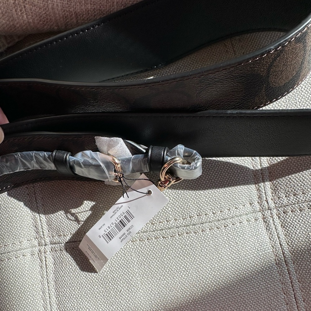 Strap In Signature Canvas; Style Number
CC856